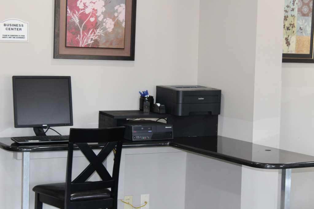 Ramada By Wyndham Cedar Rapids South Hotel Faciliteiten foto
